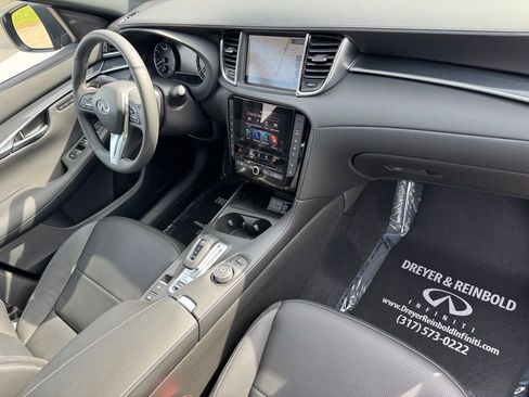 Used 2025 INFINITI QX50 Sport image 27