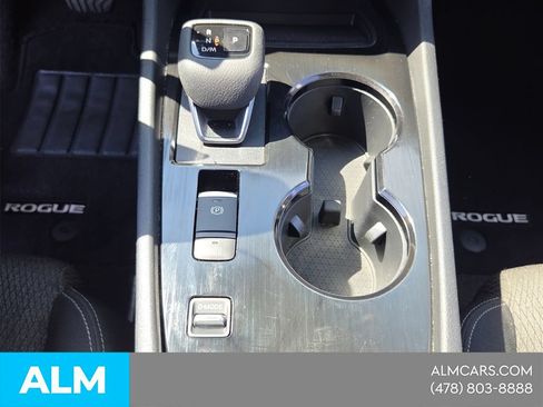 Used 2025 Nissan Rogue SV FWD image 20