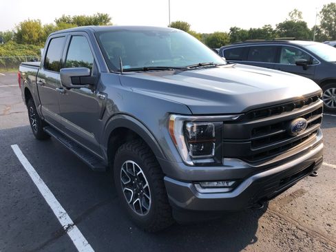 Used 2021 Ford F150 Lariat w/ Equipment Group 502A High AWD/4WD image 3