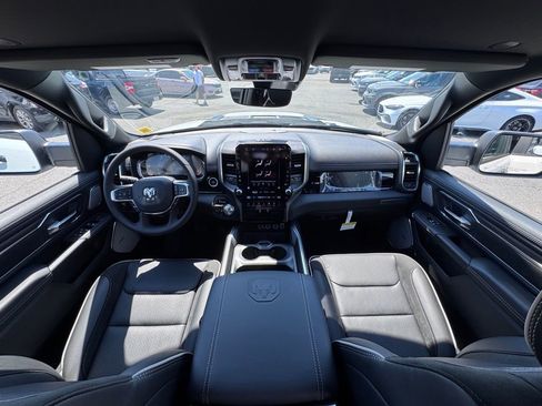 New 2026 RAM 1500 Laramie AWD/4WD image 11