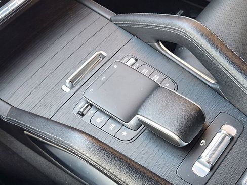 Certified 2022 Mercedes-Benz GLS 450 4MATIC image 19