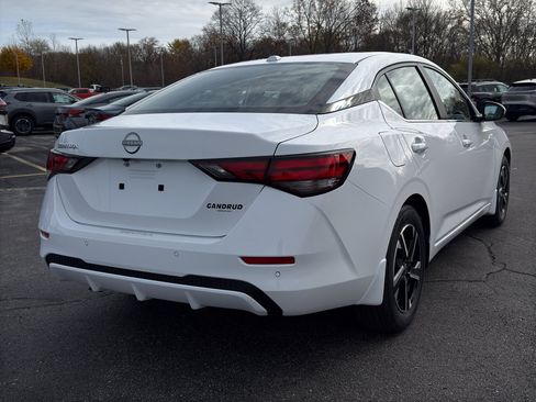 New 2025 Nissan Sentra SV image 5