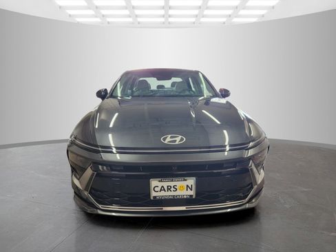 New 2026 Hyundai Sonata Limited FWD image 2