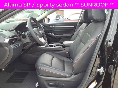 Certified 2025 Nissan Altima 2.5 SR w/ SR Premium Package FWD image 3