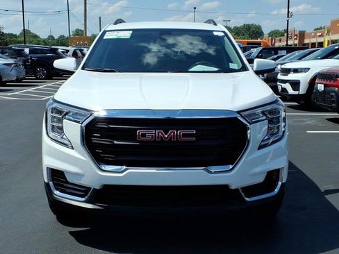 Used 2023 GMC Terrain SLE w/ Driver Convenience Package AWD/4WD image 33