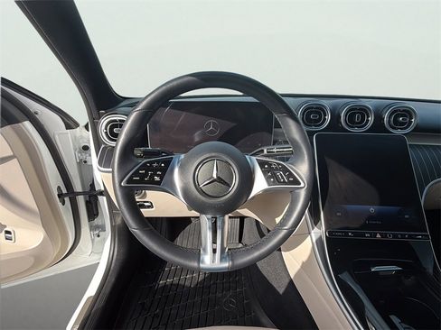 Used 2022 Mercedes-Benz C 300 C 300 image 4