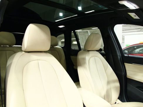 Used 2018 BMW X1 xDrive28i image 24