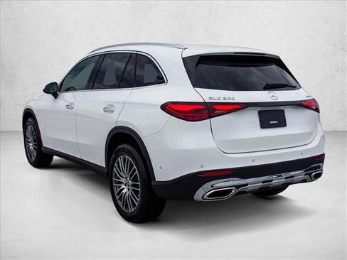 New 2026 Mercedes-Benz GLC 300 4MATIC image 7
