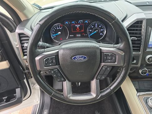 Used 2021 Ford Expedition Max Platinum AWD/4WD image 7