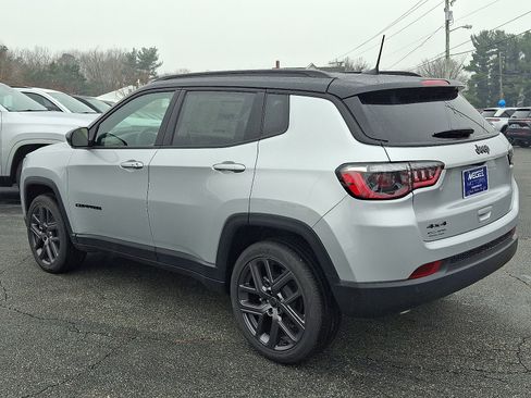 New 2026 Jeep Compass Limited image 4