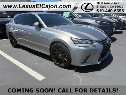 Used 2017 Lexus GS 350 w/ Preferred Accessory Package RWD image 2