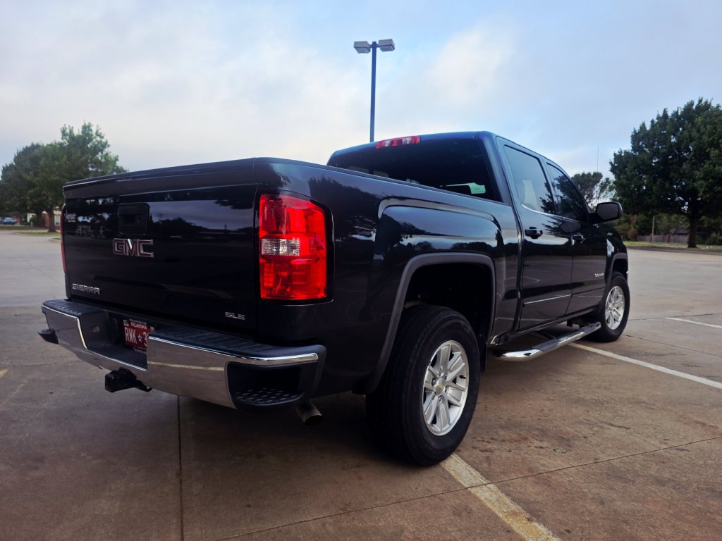 Used 2017 GMC Sierra 1500 SLE w/ SLE Value Package RWD image 11