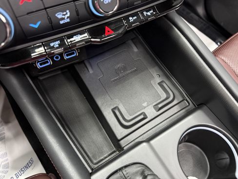 Used 2024 Dodge Durango R/T w/ Blacktop Package AWD/4WD image 17