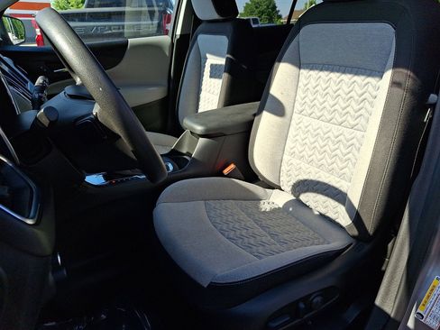 Used 2023 Chevrolet Equinox LS w/ LS Convenience Package FWD image 13