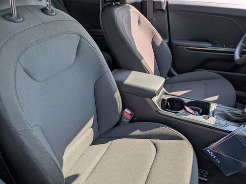 New 2026 Kia K4 FWD image 25