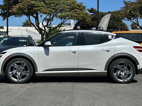 New 2024 Genesis GV60 Performance image 7