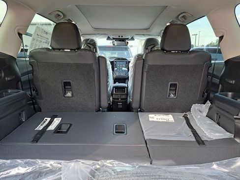 New 2026 Subaru Ascent Limited Bronze image 13