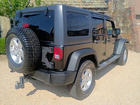 Used 2015 Jeep Wrangler Unlimited Sport w/ Quick Order Package 24S AWD/4WD image 10