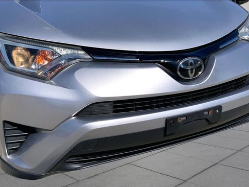 Used 2018 Toyota RAV4 LE w/ All Weather Liner Package AWD/4WD image 31