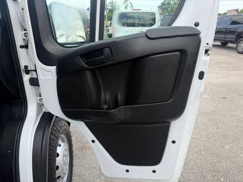 Used 2023 RAM ProMaster 2500 FWD image 16