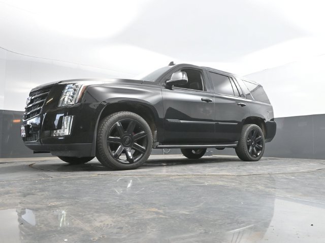 Used 2017 Cadillac Escalade Luxury AWD/4WD image 50