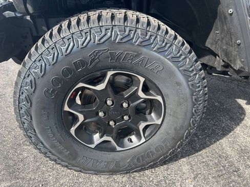 Used 2020 Jeep Wrangler Unlimited Rubicon w/ Quick Order Package 28Y Recon image 21