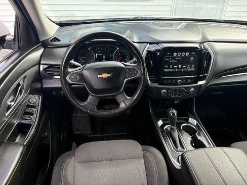 Used 2019 Chevrolet Traverse LT FWD image 10