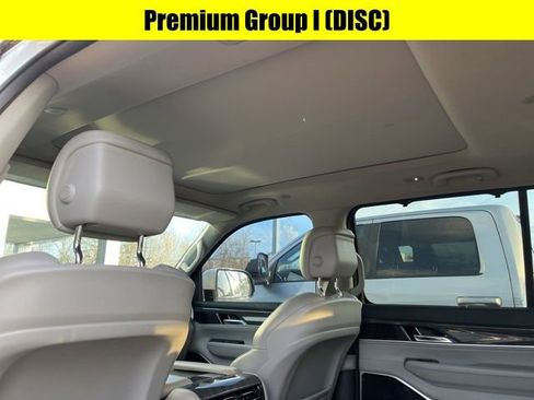 Used 2022 Jeep Wagoneer Series III w/ Premium Group I image 13