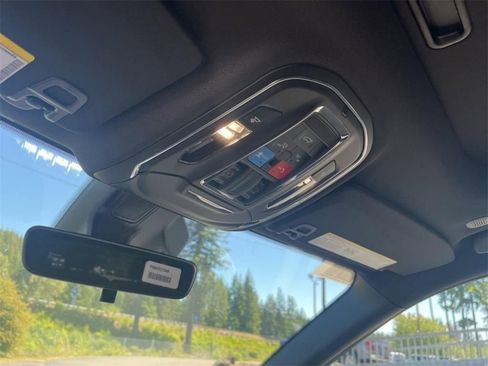 New 2025 Jeep Grand Cherokee L Altitude AWD/4WD image 21