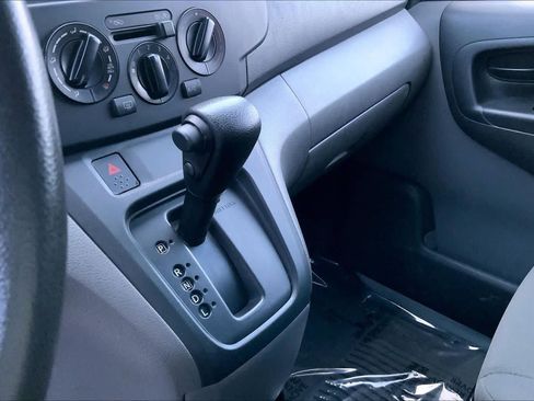 Used 2015 Nissan NV200 S w/ Cruise Control Package FWD image 14
