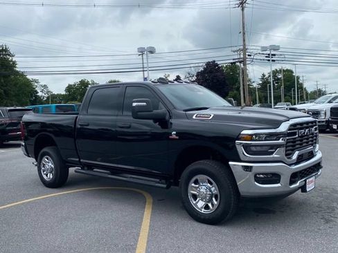 Used 2025 RAM 2500 Tradesman AWD/4WD image 7