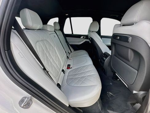 Used 2024 BMW X5 sDrive40i w/ Parking Assistance Package RWD image 28