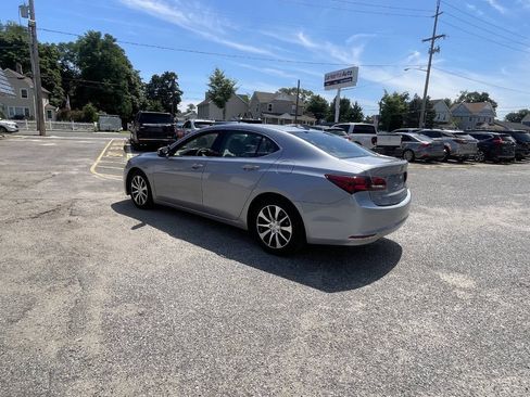 Used 2016 Acura TLX w/ Technology Package FWD image 6