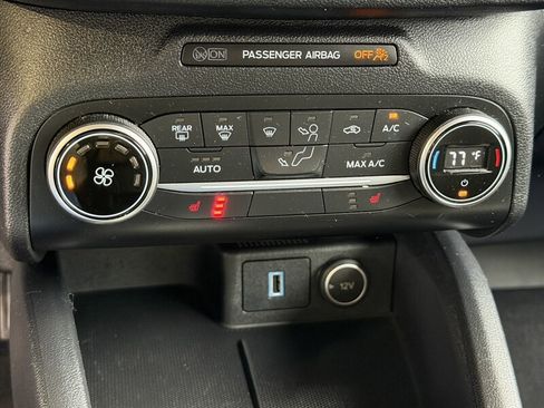 Used 2020 Ford Escape SE Sport FWD image 20