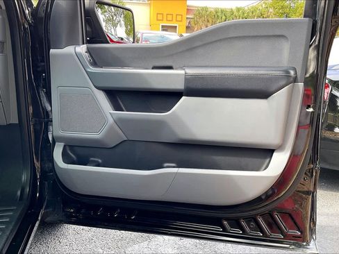 Used 2023 Ford F150 XLT image 23