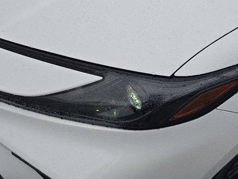 Used 2025 Toyota Camry XSE image 9