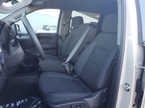 New 2026 Chevrolet Silverado 1500 Custom Trail Boss w/ LPO, Dark Essentials Package image 17