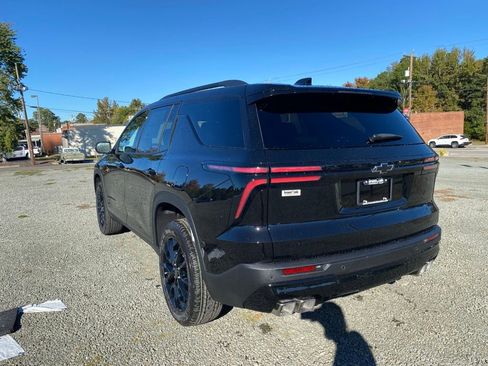 New 2026 Chevrolet Traverse LT w/ Midnight/Sport Edition image 5