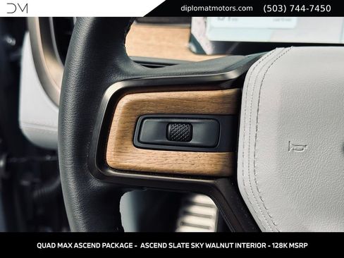 Used 2026 Rivian R1S Premium AWD/4WD image 34