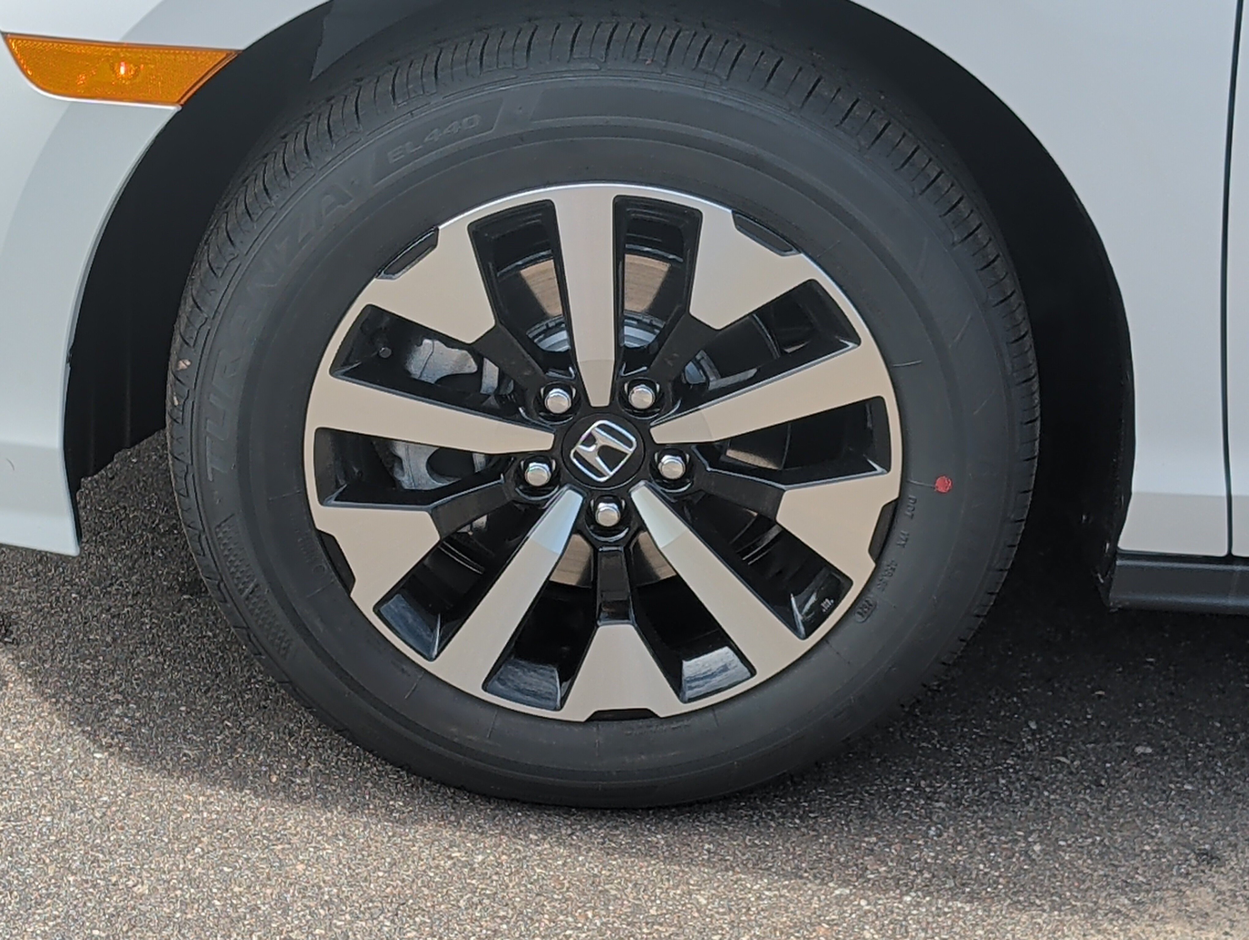 New 2026 Honda Odyssey EX-L image 9