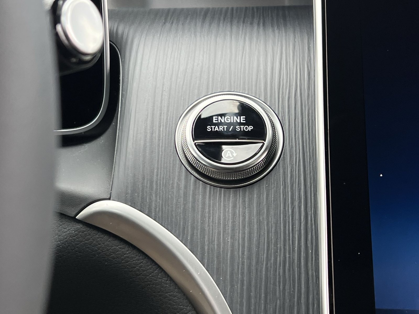 Certified 2026 Mercedes-Benz GLC 300 4MATIC image 31