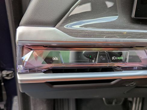 New 2026 BMW 750e xDrive w/ Executive Package AWD/4WD image 15