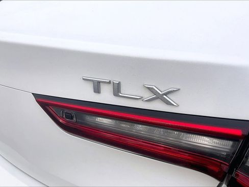 Used 2022 Acura TLX w/ Technology Package image 10