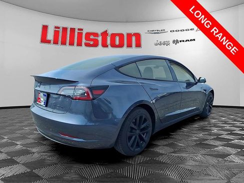 Used 2022 Tesla Model 3 Long Range AWD/4WD image 2