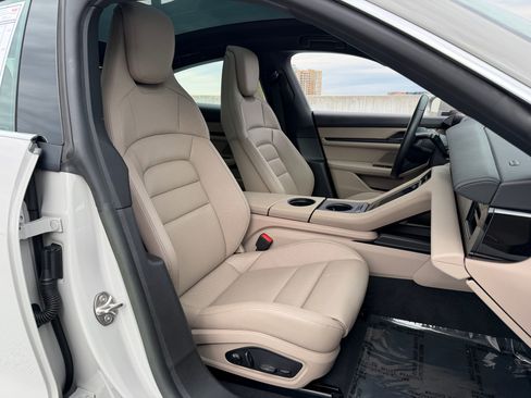 Certified 2023 Porsche Taycan 4S image 14