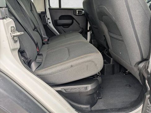 Used 2024 Jeep Wrangler Willys image 22