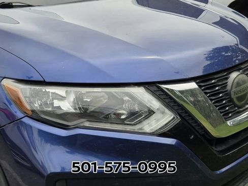 Used 2018 Nissan Rogue S FWD image 11