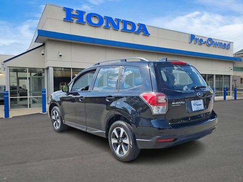 Used 2017 Subaru Forester 2.5i w/ Alloy Wheel Package AWD/4WD image 6