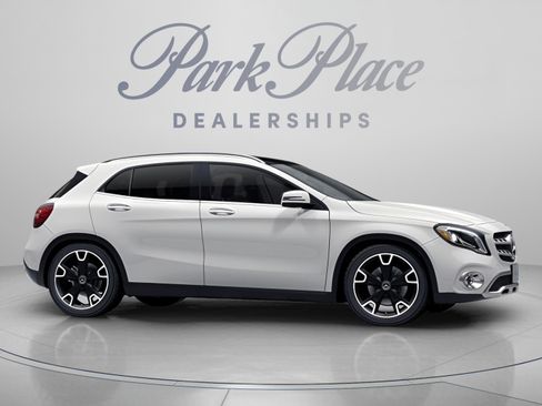 Used 2018 Mercedes-Benz GLA 250 image 28