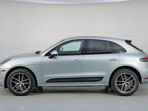 Used 2023 Porsche Macan image 48